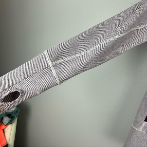 Lululemon Athletica Dewberry Microstripe in Stride Full Zip Jacket Size 4 - Picture 5 of 11